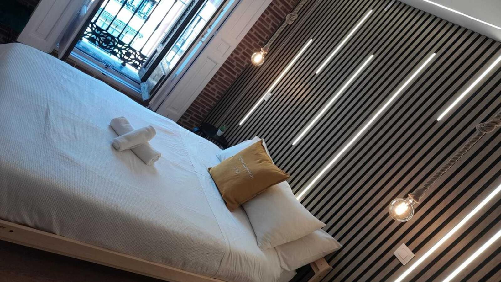 Apartamentos Preciados Madrid Værelse billede
